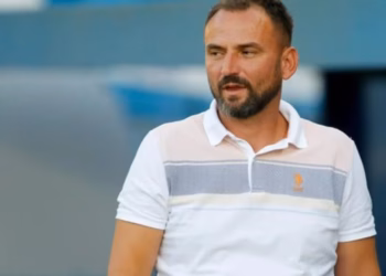 Tronditet Egnatia, trajneri i dy-herë kampionëve të Shqipërisë shtrohet në spital… probleme në zemër