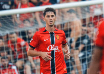 Kumbulla do të kthehet te Roma