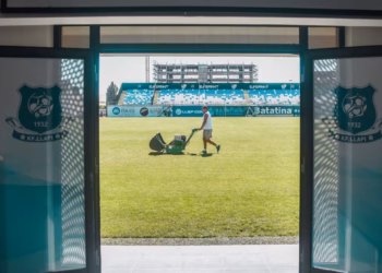 1.8 milionë euro, nënshkruhet kontrata për renovimin e stadiumit “Zahir Pajaziti” në Podujevë