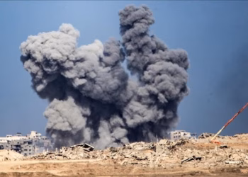 Pavarësisht armëpushimit, ushtria izraelite kryen sulme me artileri dhe helikopter në Gaza