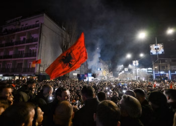 Vetëvendosje e para në 24 komuna