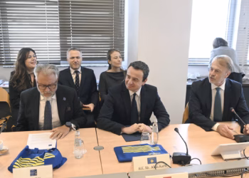 Kurti: Mandati i ardhshëm, i projekteve të mëdha infrastrukturore