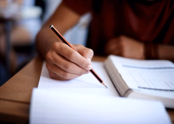 Çfarë e vret inteligjencën?