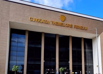 U dorëzua dje në polici, një muaj paraburgim ndaj të dyshuarit për plagosje në Ferizaj