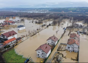 AME: Situata me vërshimet po përmirësohet, por bora dhe ngricat sjellin vështirësi të reja
