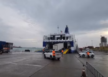 Moti i keq, anulohet nisja e tragetit Bari-Durrës