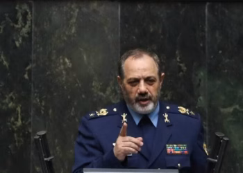 Irani paralajmëron “surpriza të dhimbshme” ndaj çdo armiku që e sulmon