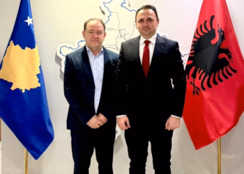 ​Drejtori i AKI-së viziton KOSTT, diskutojnë për mbrojtjen e infrastrukturës kritike