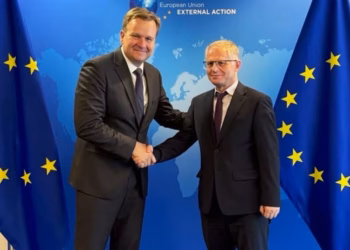 Kush do ta zëvendësojë Bislimin si kryenegociator?