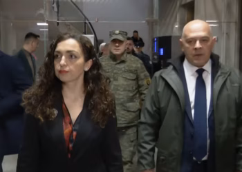 ​Presidentja Osmani viziton Gjakovën pas vërshimeve