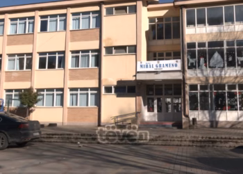 Vërshimet shtyjnë mësimin në Fushë Kosovë, gjysmëvjetori i dytë nis javën e ardhshme