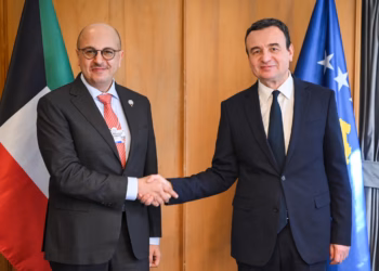 Kurti në Davos takon ministrin e Kuvajtit, flasin për investime në energji dhe infrastrukturë