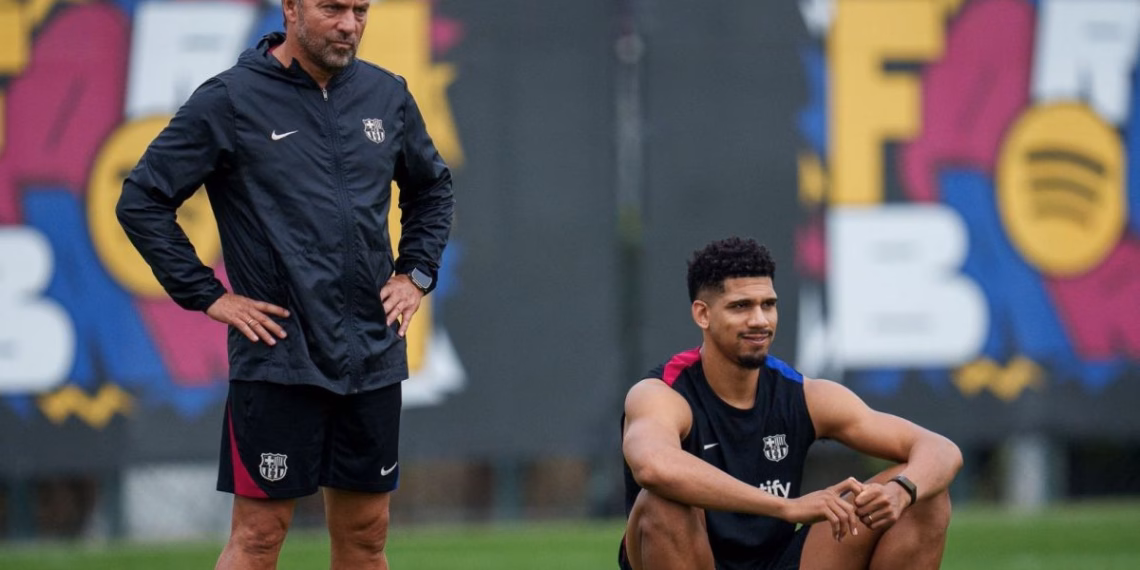 Flick humb durimin, kërkon nga klubi ta shesë mbrojtësin e Barcelonës