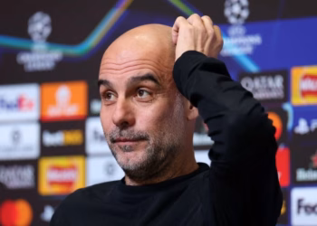 Guardiola lavdëron Mourinhon: Strategji perfekte