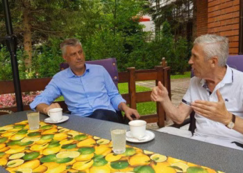 Behrami ngushëllon familjen Daci pas vdekjes së ish-kryetarit të Kuvendit