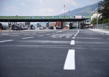 Bie fluksi i kolonave, kjo është gjendja në pikat kufitare në Kosovë