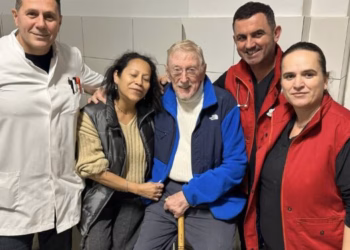 Gruaja e ambasadorit Walker në gjendje të mirë shëndetësore, lirohet pas trajtimit