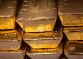 Për herë të parë në histori, çmimi i arit kalon 5,000 dollarë