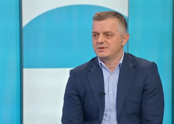 Alijaj: Ftesa e Trumpit duhet të ndikojë në mandatin e dytë të Osmanit