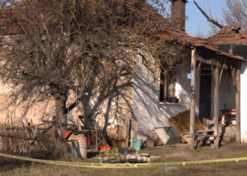 Si ndodhi shpërthimi i zjarrit brenda shtëpisë në fshatin Gracë të Vushtrrisë ku la të vdekur një 80-vjeçare?