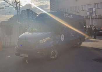 Dërgohen në mbajtje të dyshuarit për manipulim të votave në Prizren