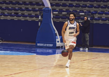 Bora kualifikohet në gjysmëfinale të Kupës