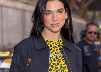 Udhëtim në kohë, Dua Lipa publikon fotografi të një dekade më parë