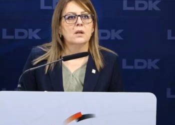 Hykmete Bajrami respekton vendimin e Kuvendit të LDK-së për Abdixhikun