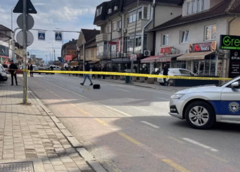 Të shtëna në Podujevë, një person terrorizon qytetin me kallashnikov me dorë