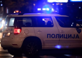 Gjykatësit në Maqedoninë e Veriut i gjenden në murin e shtëpisë 350 mijë euro të fshehura