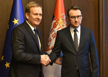 Beogradi e kushtëzon dialogun me Asociacionin, Kurti kërkon hapa konkretë nga Serbia