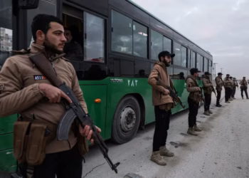 Ndalen përleshjet vdekjeprurëse në Alepo, tërhiqen luftëtarët e fundit të forcave kurde