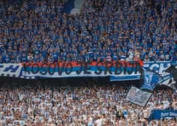 UEFA gjobit sërish skuadrën polake për banerin “Kosova është Serbi”