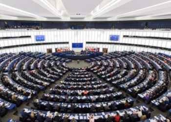 Draft-raporti i PE-së për Shqipërinë: Korrupsioni sfidë serioze, të adresohet në nivelet e larta të qeverisjes