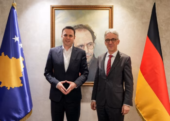 Abdixhiku takon ambasadorin e Gjermanisë, flasin për zhvillimet politike në vend