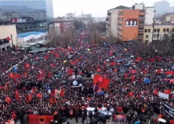 OVL-UÇK fton Gjykatën Speciale të marrë parasysh zërat kundërshtues: “Faleminderit, shqiptarë”