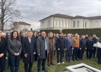 Homazhe për Besnik Restelicën – heroi që zgjodhi vdekjen, por nuk i tradhtoi shokët
