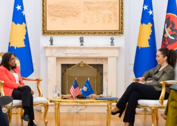 Osmani takon Prattipatin, flasin për zhvillimet e fundit dhe theksimin e partneritetit Kosovë-SHBA