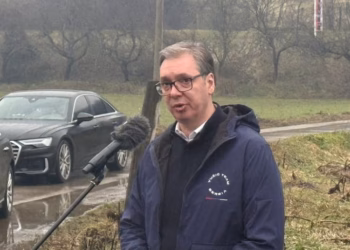 Reagimet nga Prishtina për “Sarajevo Safarin” iritojnë Vuçiqin