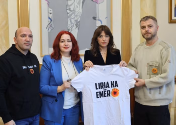 Haxhiu mbështet marshin “Drejtësi, jo politikë”