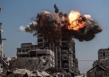 Armët izraelite kanë shndërruar mijëra palestinezë në hi, thotë raporti