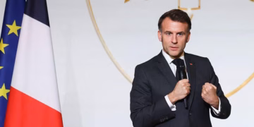 Macron i kërkon Evropës të fillojë të sillet si një fuqi botërore