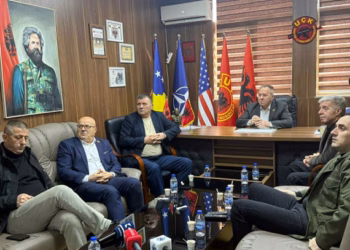 ​Veteranët e UÇK-së ndjekin fjalët përfundimtare në Hagë