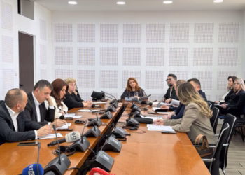 ​Miratohet në komision projektligji për buxhetin