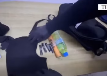 Molotovë ndaj policisë gjatë protestës në Tiranë, 18 të arrestuar