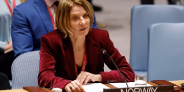 Ambasadorja norvegjeze jep dorëheqje pas hetimeve për lidhje me Epsteinin