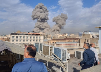 Irani shënjestron bazat amerikane në Gjirin Persik