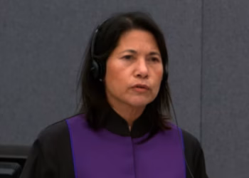 Kryeprokurorja West akuzon Thaçin dhe të tjerët për përpjekje për të “minuar” Gjykatën Speciale