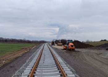 Punimet në hekurudhë bllokojnë përkohësisht rrugën Fushë-Kosovë – Mitrovicë