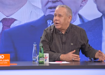 A do të fuzionohet VLEN-i? Kim Mehmeti: Nuk ka llogari për një parti me dy udhëheqës